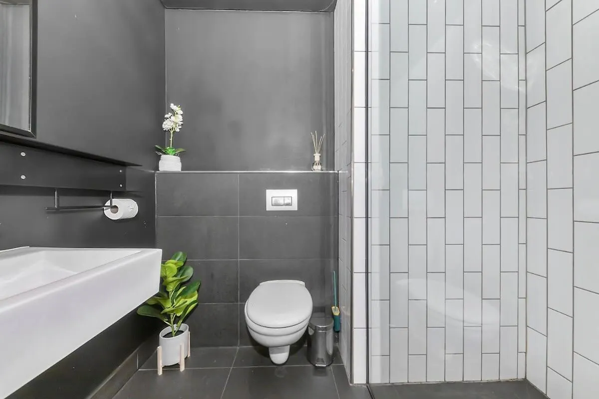 605 Wex1 Designer Studio With Pool And Onsite Parking Cape Town Apartment