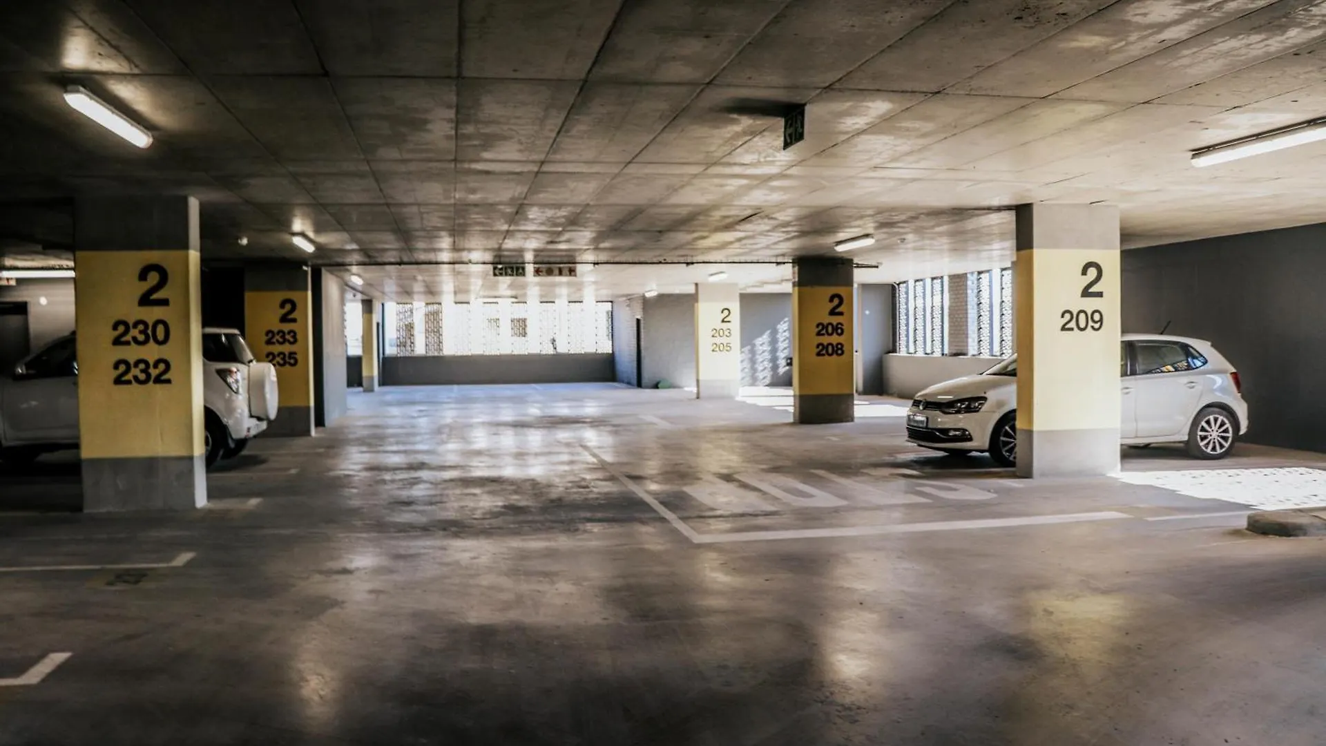 605 Wex1 Designer Studio With Pool And Onsite Parking Cape Town Apartment