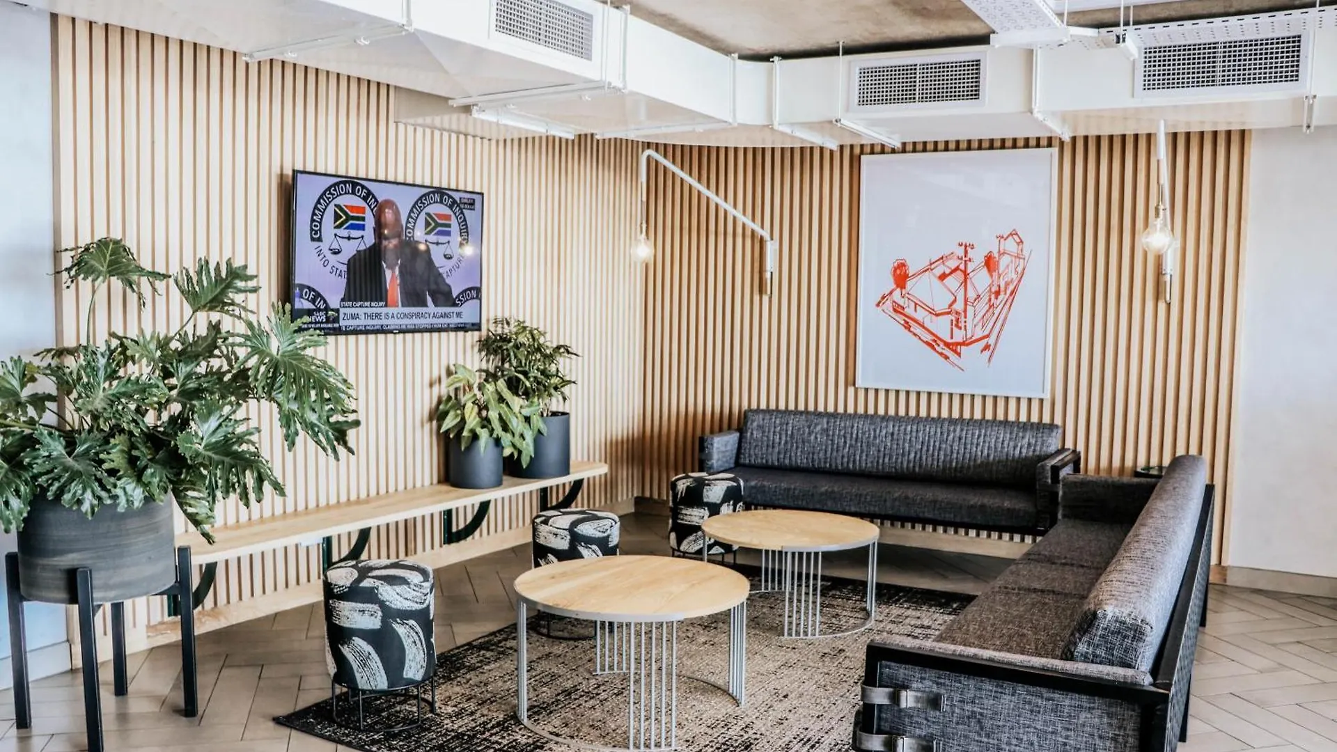 605 Wex1 Designer Studio With Pool And Onsite Parking Cape Town 0*,