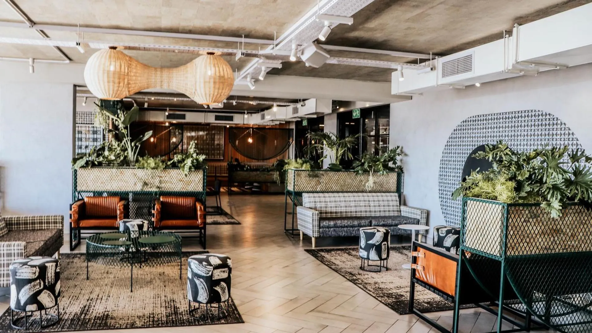 605 Wex1 Designer Studio With Pool And Onsite Parking Cape Town Apartment